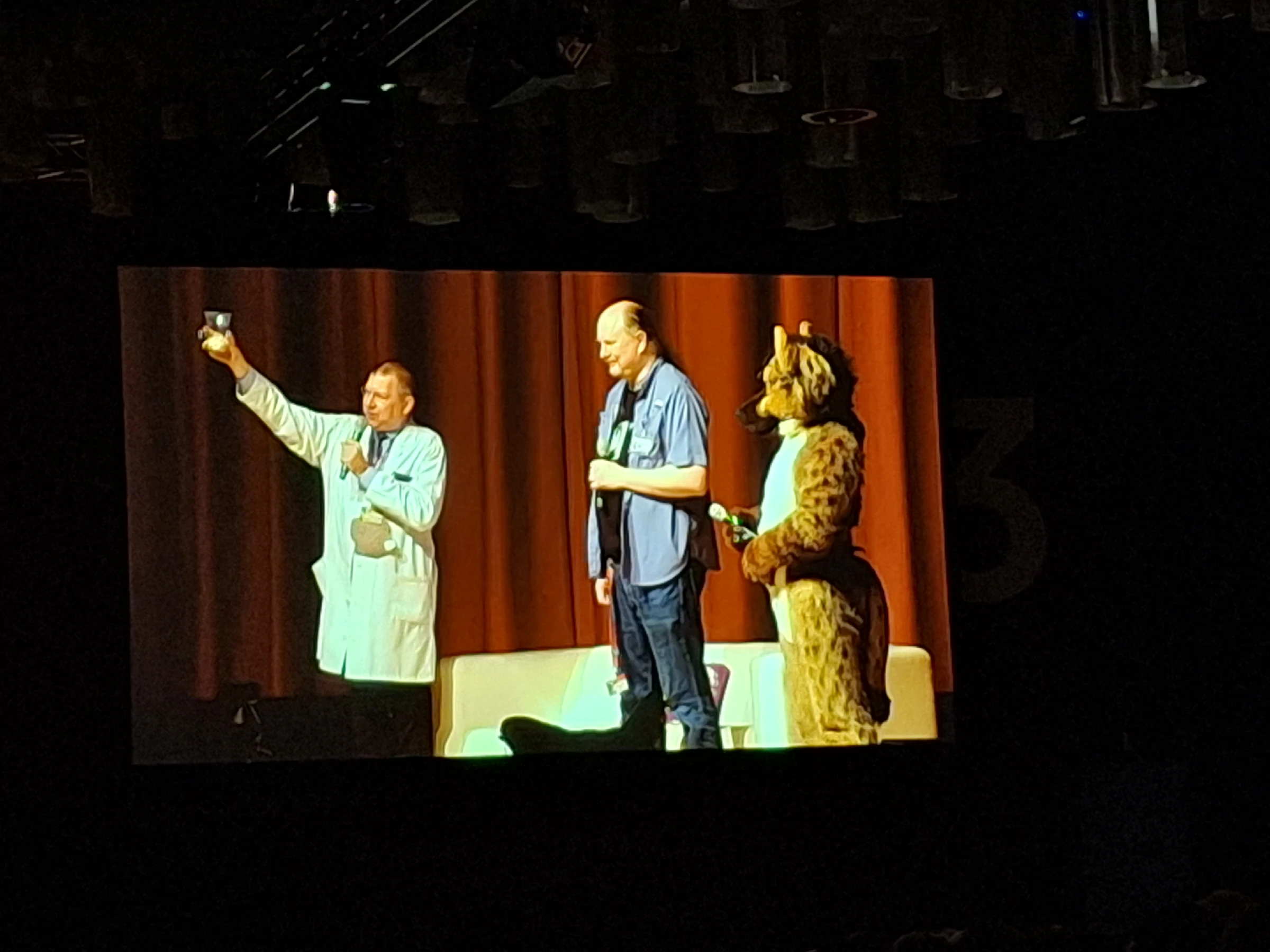 Closing ceremony eurofurence 1