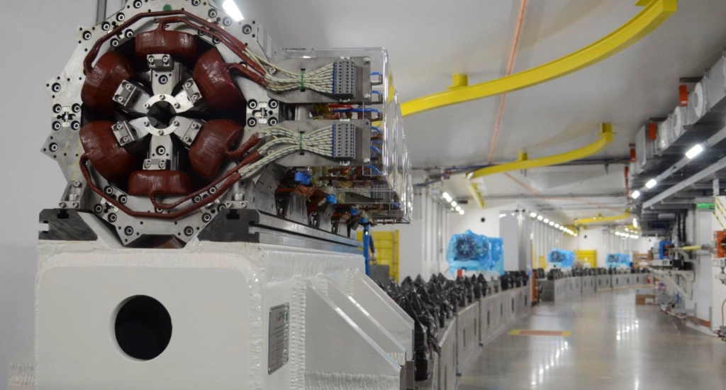 sirius particle accelerator inside