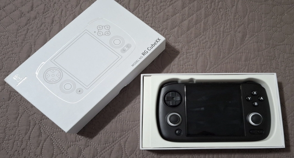 Review – ANBERNIC RG CubeXX