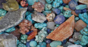 rare earth minerals rocks